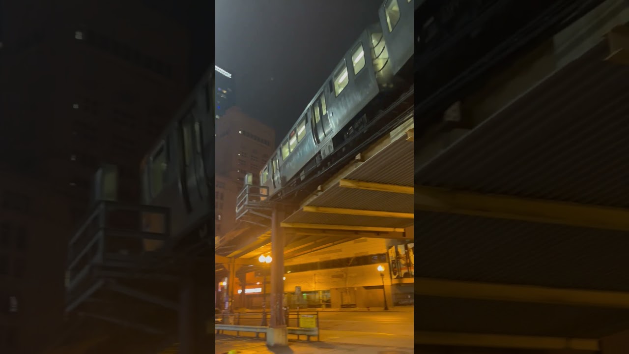 Chicago L Train