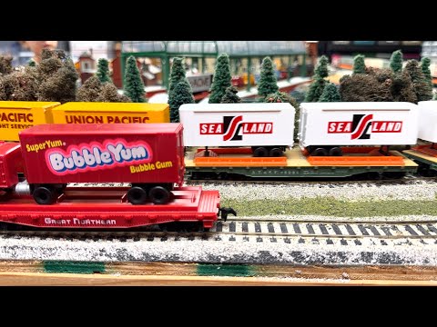 Long Piggyback Flat Car Train -Rare Tyco Trailers HO Scale