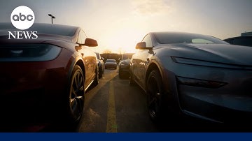 New car costs record $50,000 as experts say price between new, used cars is minimal
