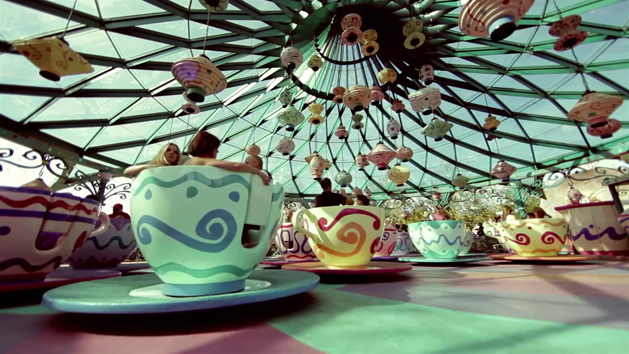 naald vorst Eerder Mad Hatter's Tea Cups - Disneyland Paris - YouTube