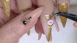 CHAMPAGNE BUBBLES WITH FLOWERS