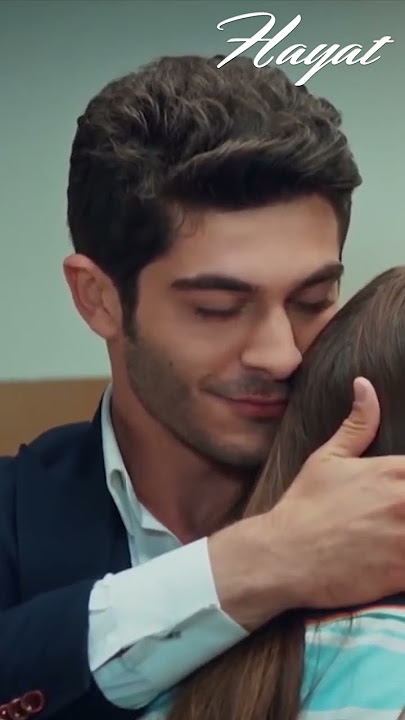 Hayat and Murat's passion for elevators #hindidubbed #hayatmurat #shortsvideo #handeerçel #hayat