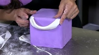 How to Use Gum Paste Mixed With Fondant : Fondant Recipes