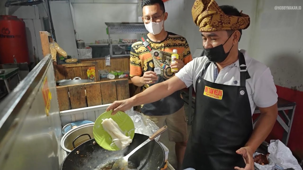NEMU MIE MELAYU DI SAMPING GEREJA TERNYATA KECAPNYA GA ADA JUAL DI 