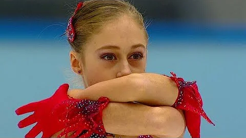 Пропавшая чемпионка Алина Горбачева жива замечена в кафе боится возвращаться