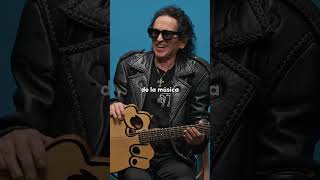 Si te gusta El Tri, tienes que conocer la historia de Alex Lora 🎸👀