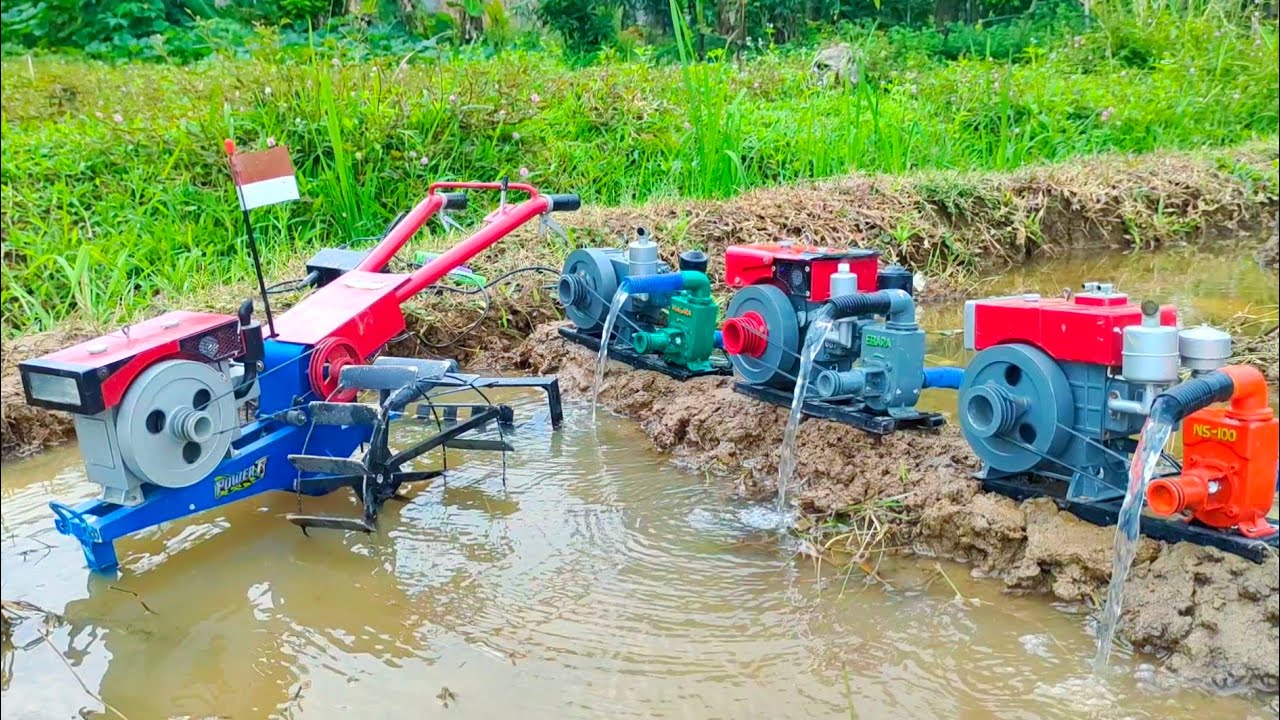 Diy mini traktor membajak sawah dan 3 diesel pompa air sedang mengisi air