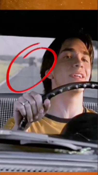 Always check your rearview mirror 😳 Jeepers Creepers