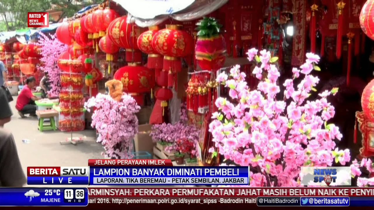 Jelang Imlek, Pasar Petak Sembilan Glodok Ramai Pengunjung