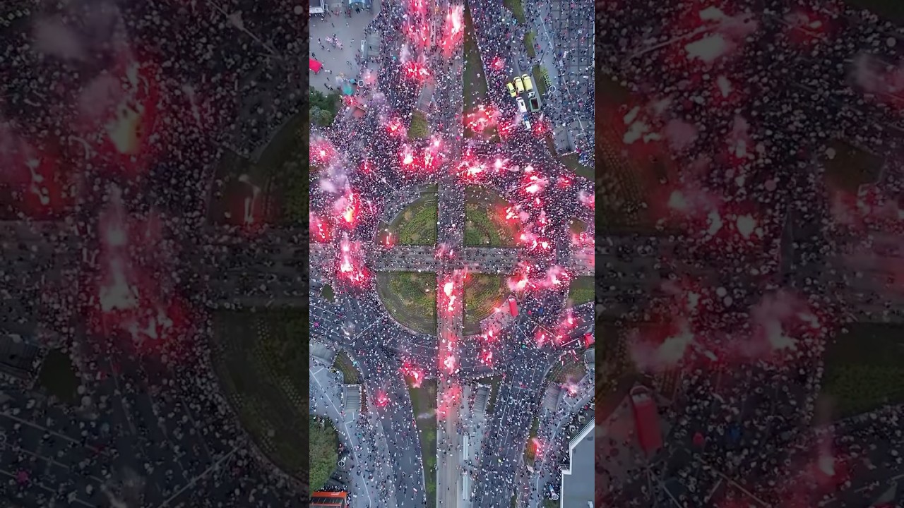 W Hour Warsaw Uprising memorial 