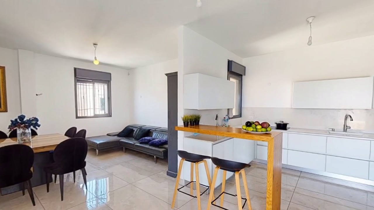 Remax momentum - YouTube