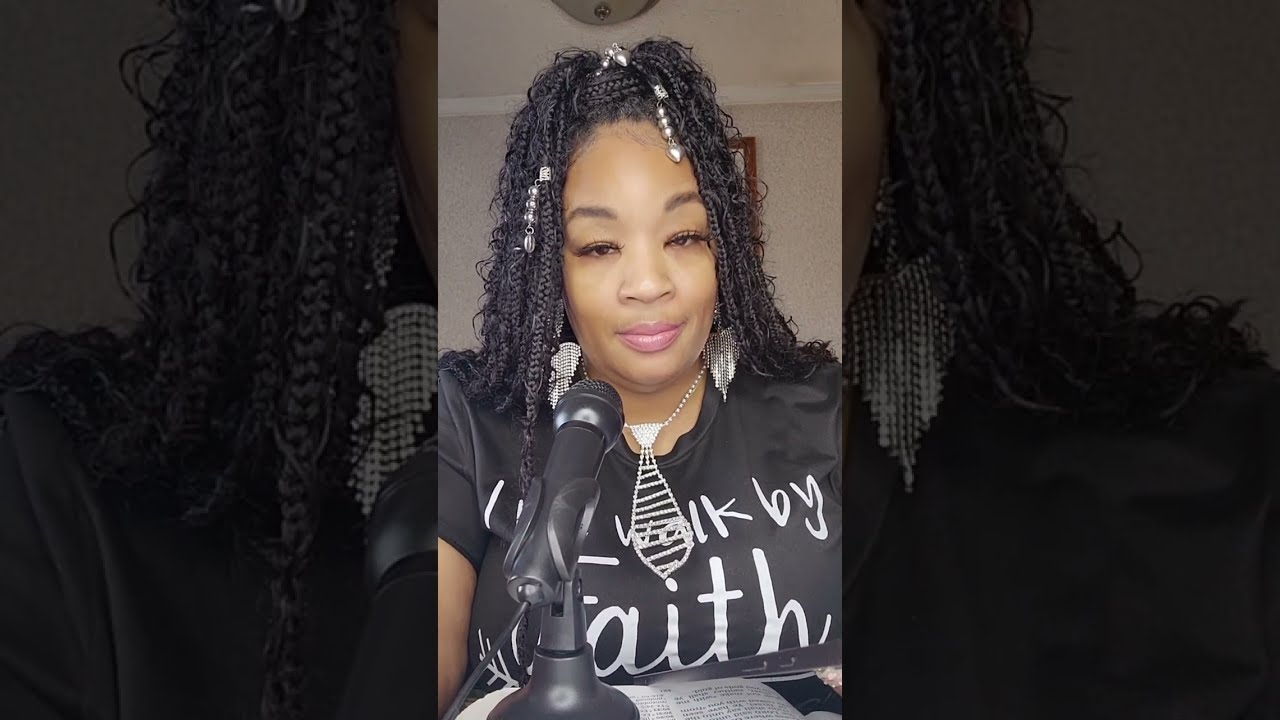 The 10 commandments vs 10 points Alice Bailey (New Age) belief Exodus 20:1-29