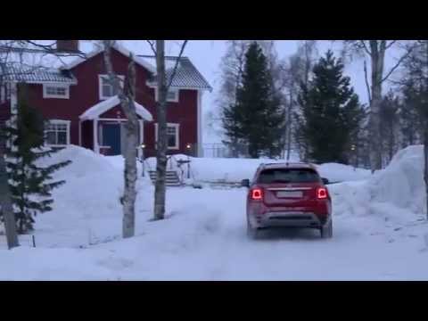 Fiat 500X on ice