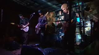 LAUNDER - Blue Collar