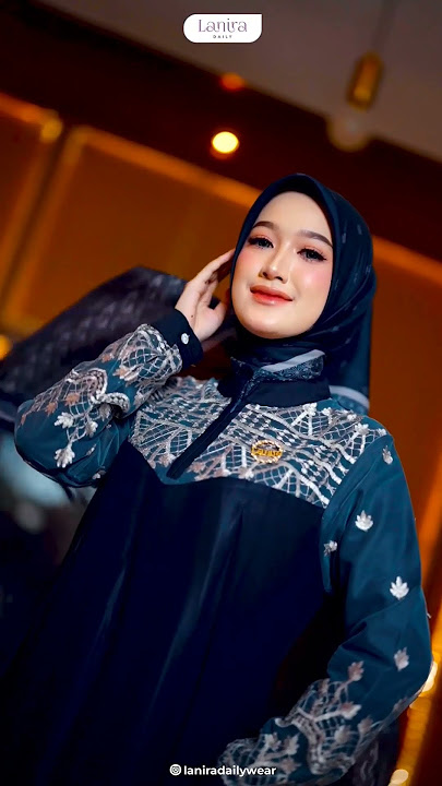 Clarien Famset hadir bukan hanya sebagai pakaian, tapi simbol kebersamaan yang lembut dan anggun💞