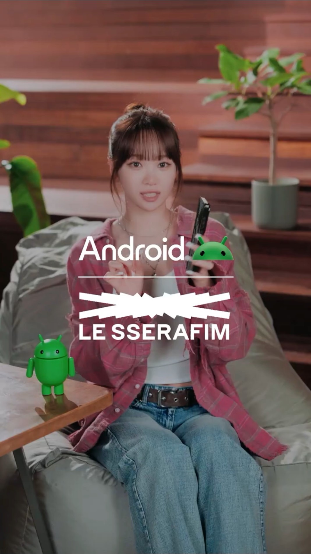 LE SSERAFIM 海外版インタビュー動画の第 1 弾！KIM CHAEWON さん韓国