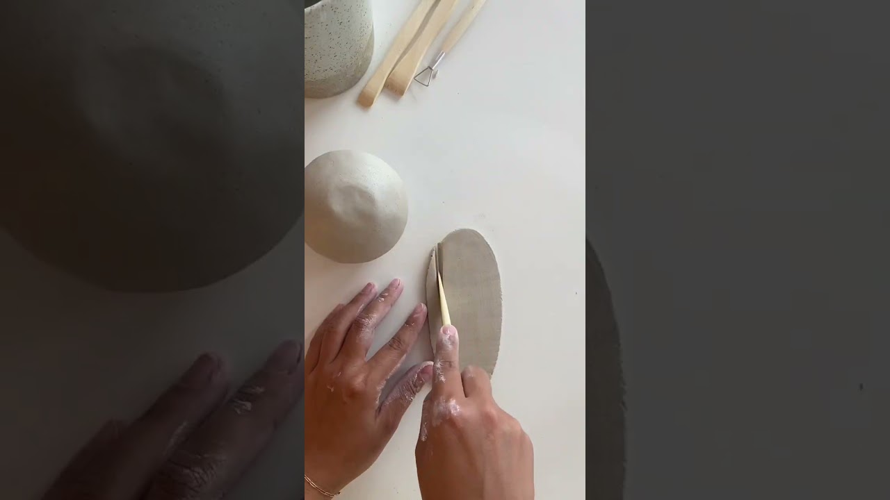Ver DIY Gift Idea! Handmade Vase 💫 Learn How with Your Crockd Pottery Kit no YouTube Ver DIY Gift Idea! Handmade Vase 💫 Learn How with Your Crockd Pottery Kit no YouTube