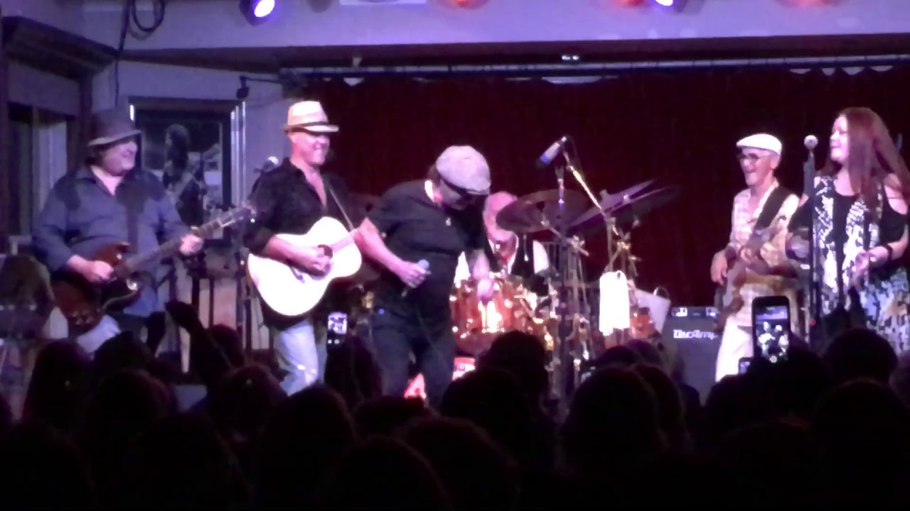 Ac Dcのブライアン ジョンソン フリートウッド マックのミック フリートウッドと共演 Nme Japan