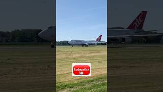 #airplane #takeoff #boeing #747