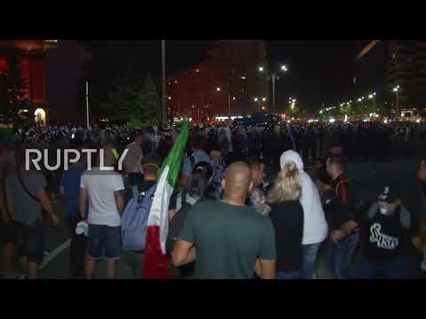 Romania: Hundreds injured in anti-govt. protest in Bucharest