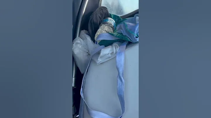 Bristol 32 Solo – Total Trust in My Boat at 24 Knots and the Monitor Windvane Performs Flawlessly.