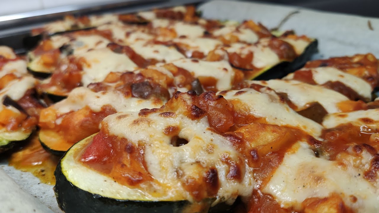 Calabacines rellenos de pisto🥒🥒 #recetasfaciles #comohacer #recetastradicionales