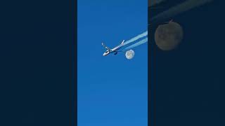 #A330 #Aeroflot and #moon #aviation #inflight #piloteyes #pilot #Airbus