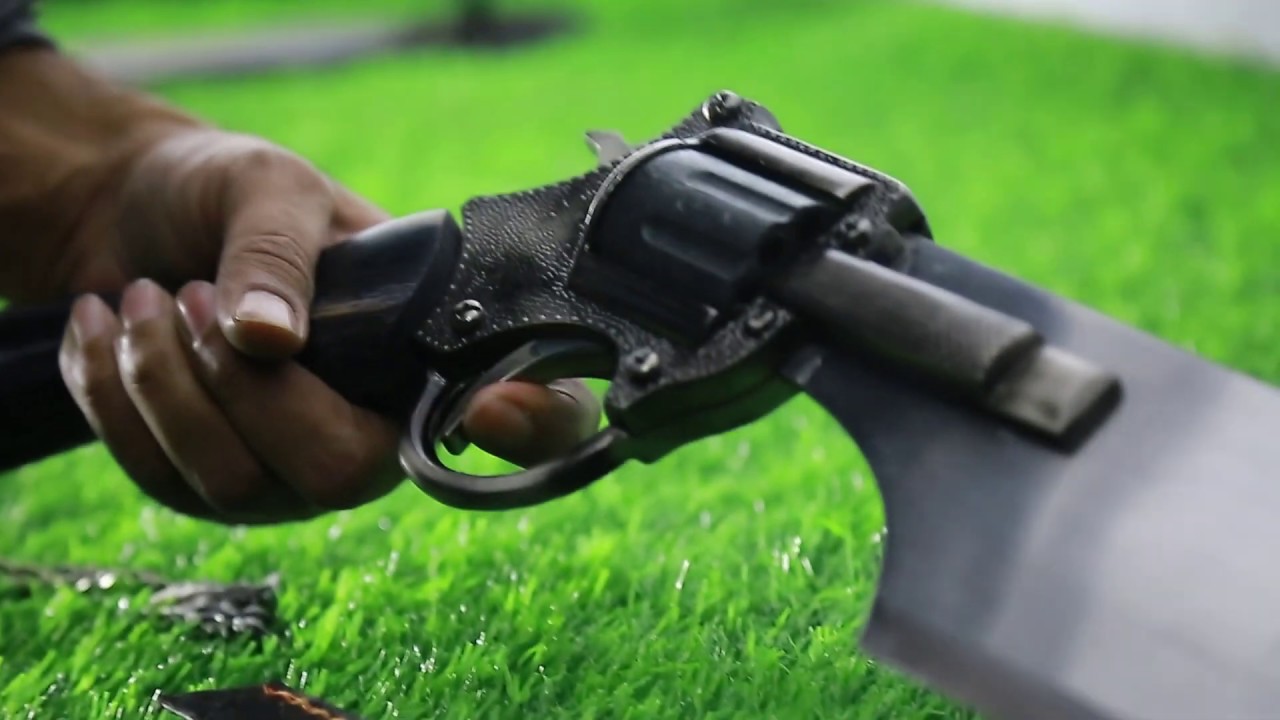 Squall's Gunblade | What does the trigger on the gunblade do? | Swords Planet