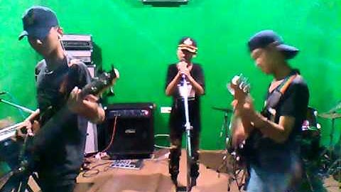 Blondy Rasta - Kapal miring kapten