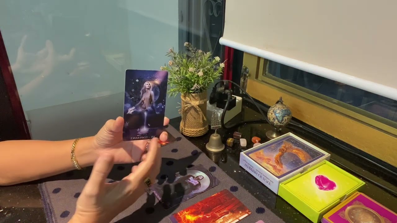 MỘT SỰ MỞ KHOÁ ĐỘT NGỘT💥 AI ĐÓ ĐANG CHUẨN BỊ DÀNH CHO BẠN MỘT BẤT NGỜ ?? 😯🙄