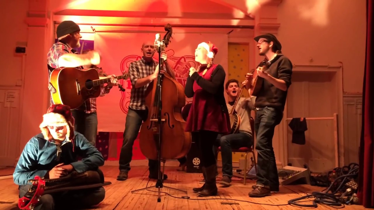 Red Pine Timber Co. - Will the Circle - Christmas 2015