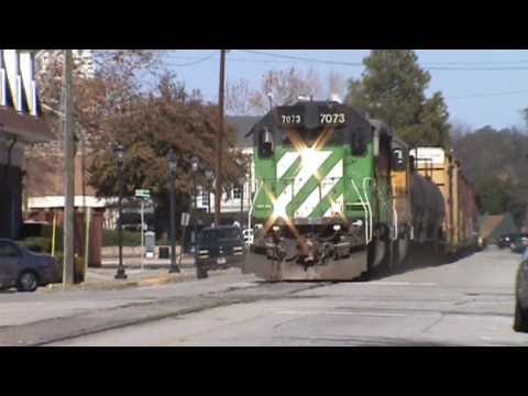 The Great Chase Of NS 191 (Helmin EMD Leasers!)