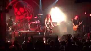Against Me! Borne On The FM Waves Of The Heart (Live)