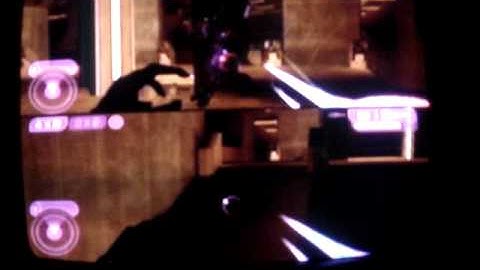 Halo 2 Glitch on the Arbiter (NEVER BEFORE SEEN)