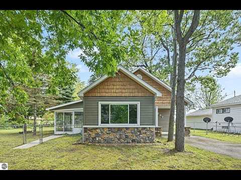 1237 Clinch Street, Traverse City, MI home video tour