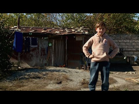 ცხოვრება სიღარიბის ზღვარს მიღმა | სათონეში მცხოვრები ოჯახი დახმარებას გორის მერიას სთხოვს