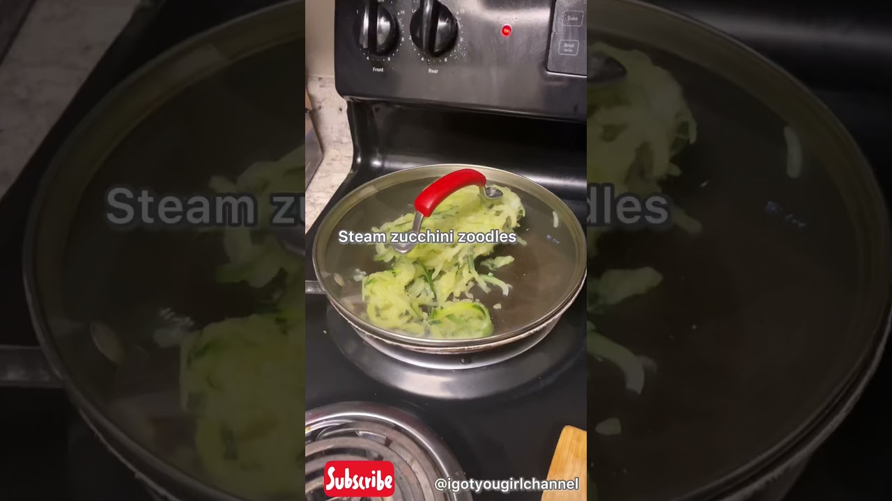 🔥Healthy Low Carb Recipe 🔥Chicken Alfredo with Zucchini Zoodles 🔥