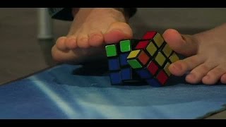 Simon Löser Kuben Rekordsnabbt - Med Fötterna - Talang Tv4