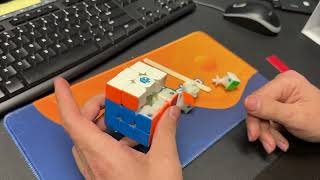 How to remove the edge and/or corner piece of a 3x3 speed cube