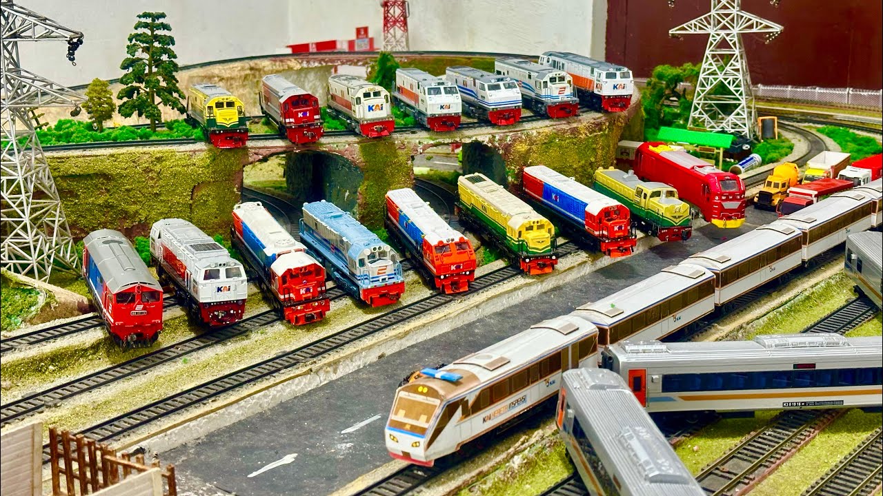 Drama Pergantian Banyak Lokomotif berbagai  Livery akibat Kereta eksekutif anjlok & Slip ditanjakan 