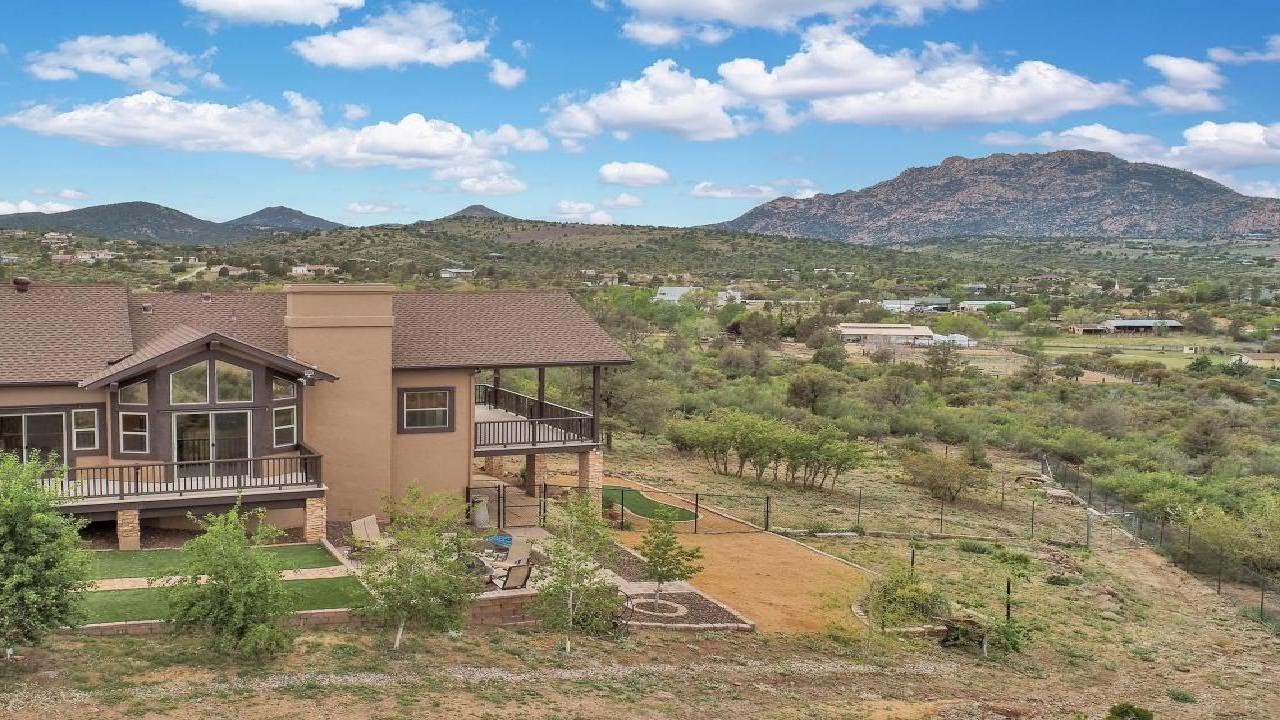 1380 Ridge Drive, Prescott, AZ Presented by The Cutting Edge Team