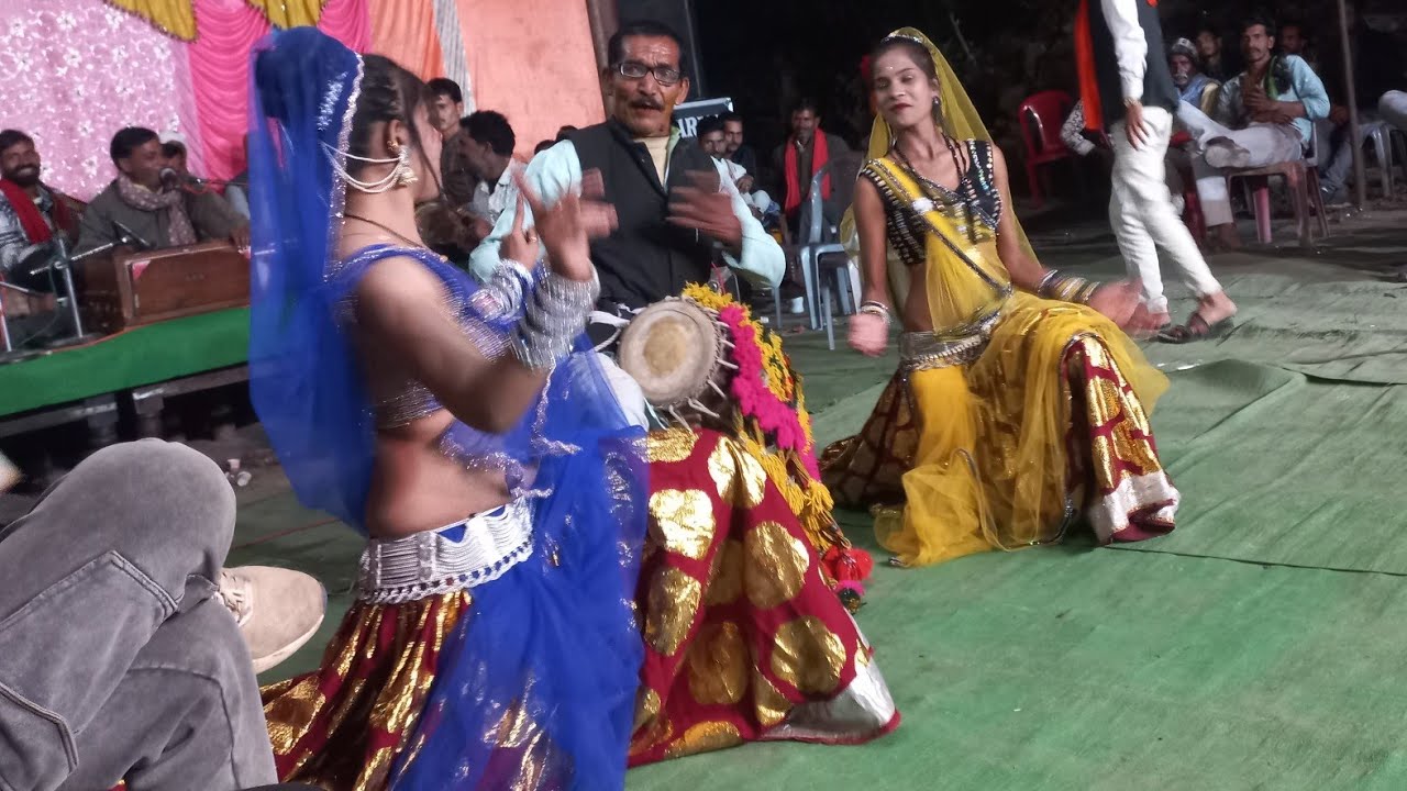 बुदेली शवाग। नैना काल के जगे। आज ने जग्इयो। ।रमेश बिशकरमा।।