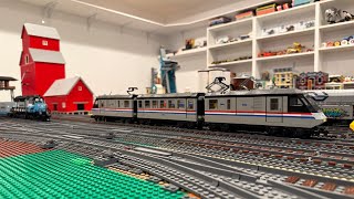 LEGO Trains - 9v Metroliner Train