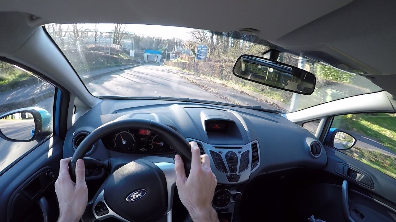 Placing a microphone inside the engine bay of my Ford Fiesta!! LOL