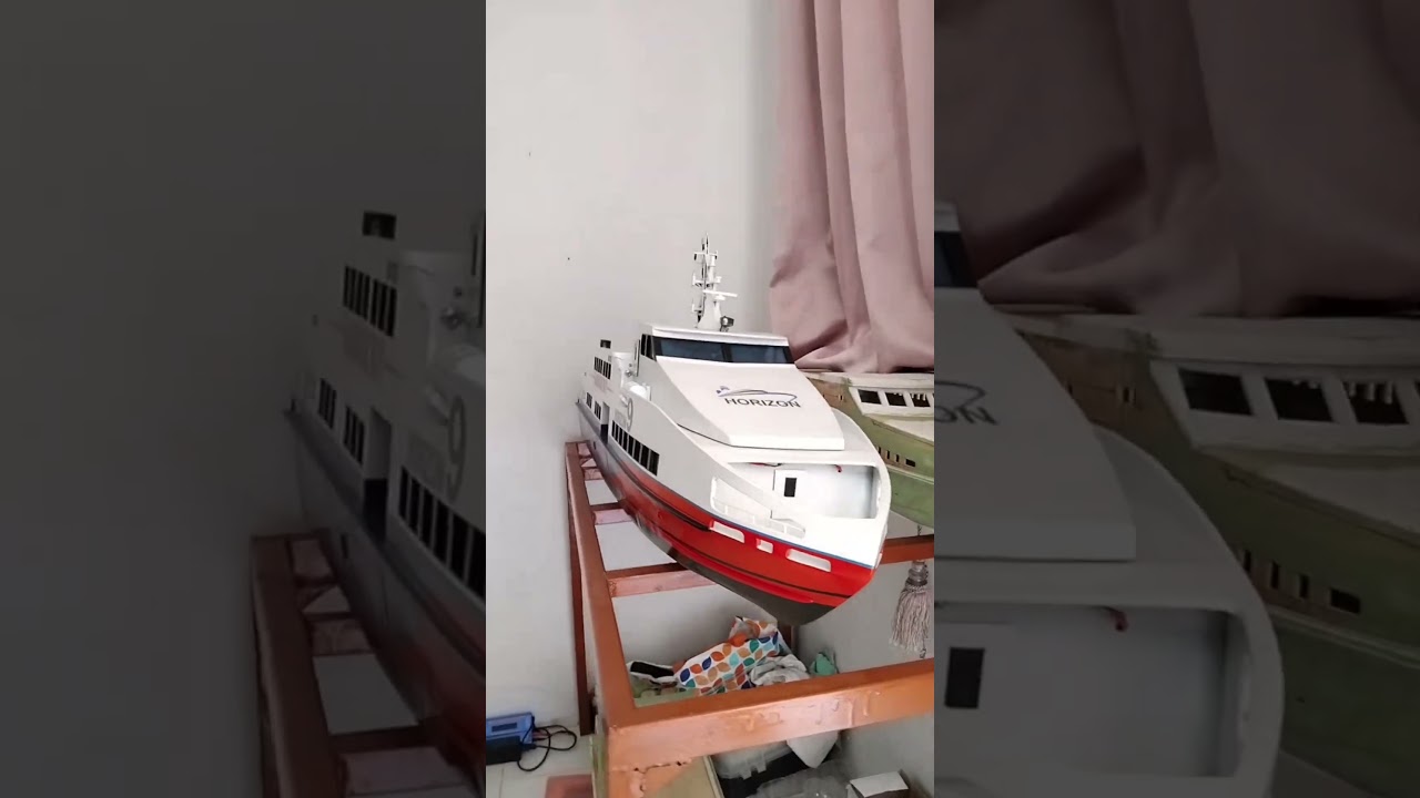 Kapal remote custom Ferry Horizon 9 