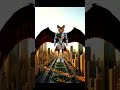 روبوت عملاق (10 أمتار) بأجنحة  يقال أنه من المدينة الفاضلة الفضائية :-)