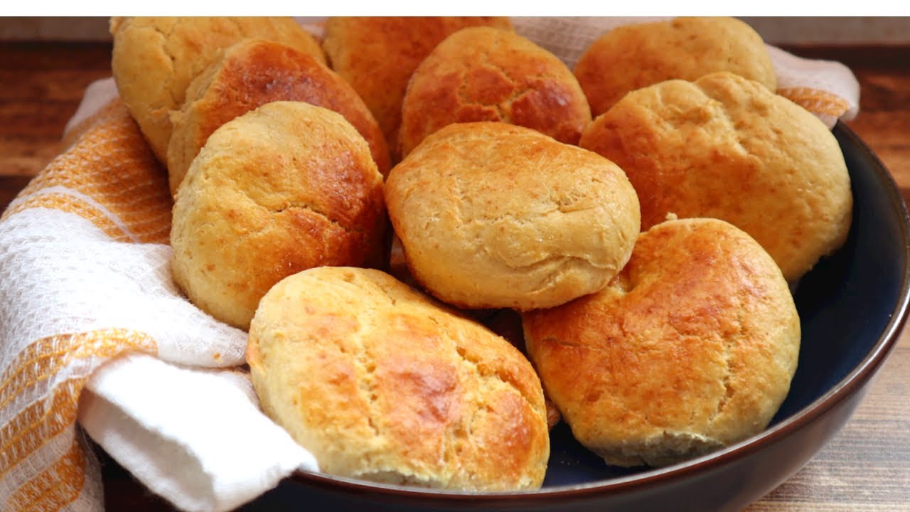 FLUFFY Coconut scones