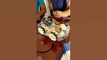 7/25 Mecanum wheeled robot moving with infrared sensor