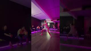 Loose control 💪💪 кусочек нашего танцевального класса #dance #shorts #танцы