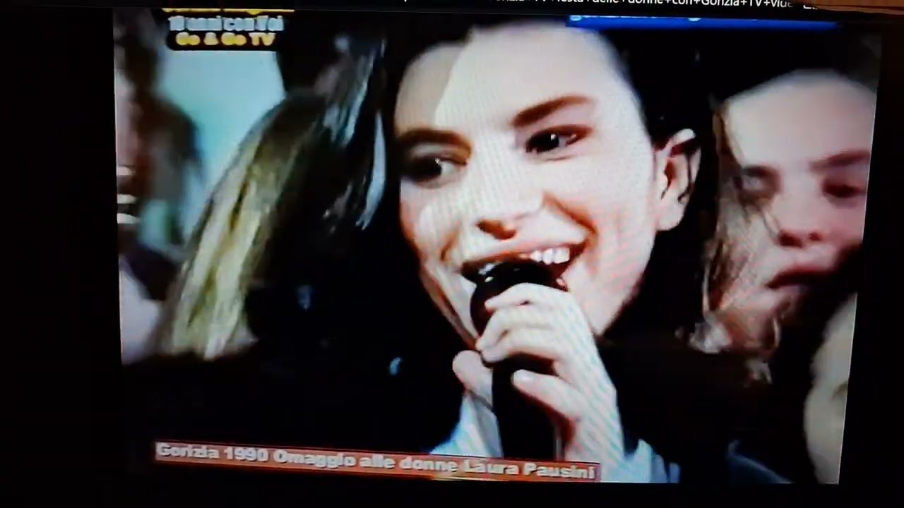 1990 Expomego Gorizia Laura Pausini  archivio di roby goriziatv 